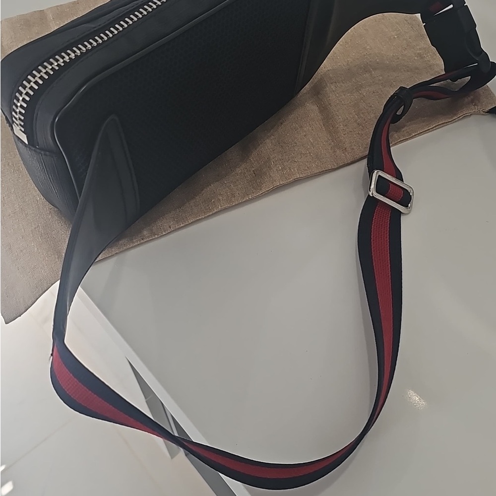 Gucci Black and Gray Monogram Belt Bag - Picture 2 of 5